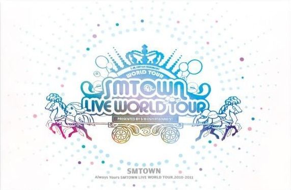 SMTown Live World Tour Photobook (Limited Edition)